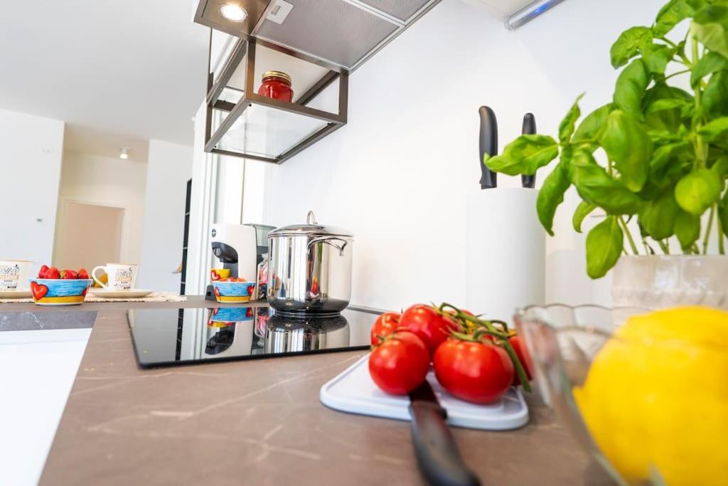 Rossini Vicino Al Teatro Rossini By Yohome Apartment *